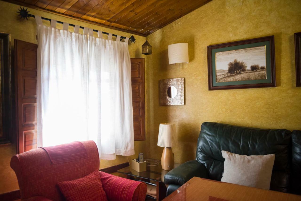 Casa Las Cadenas Убеда Екстер'єр фото